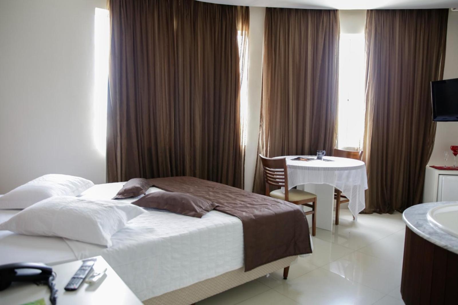 Hotel Emacite Flex Mafra Kültér fotó